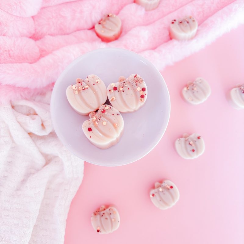 Bunny Café gourmand wax melts – cinnamon toffee scent, sweet café-inspired wax melts UK, cozy autumn wax melts with earthy base, woodland bunny café wax melts Scent Bunny.